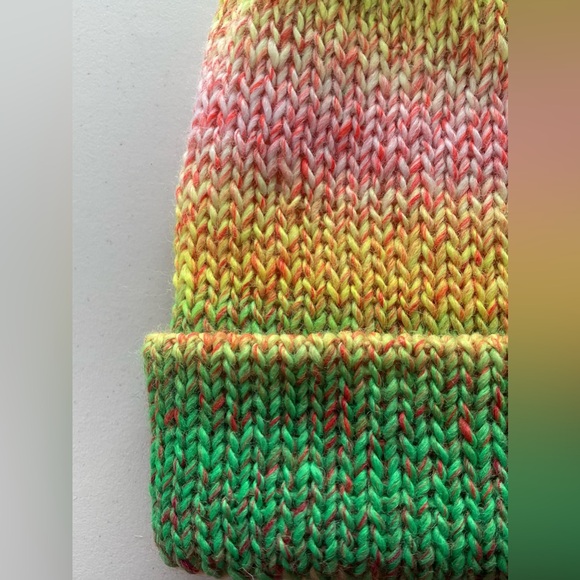 NWT Beanie w/Brim and PomPom, Green, Yellow, Pink, Double Fabric, Teen/Sm Adult - Picture 4 of 9